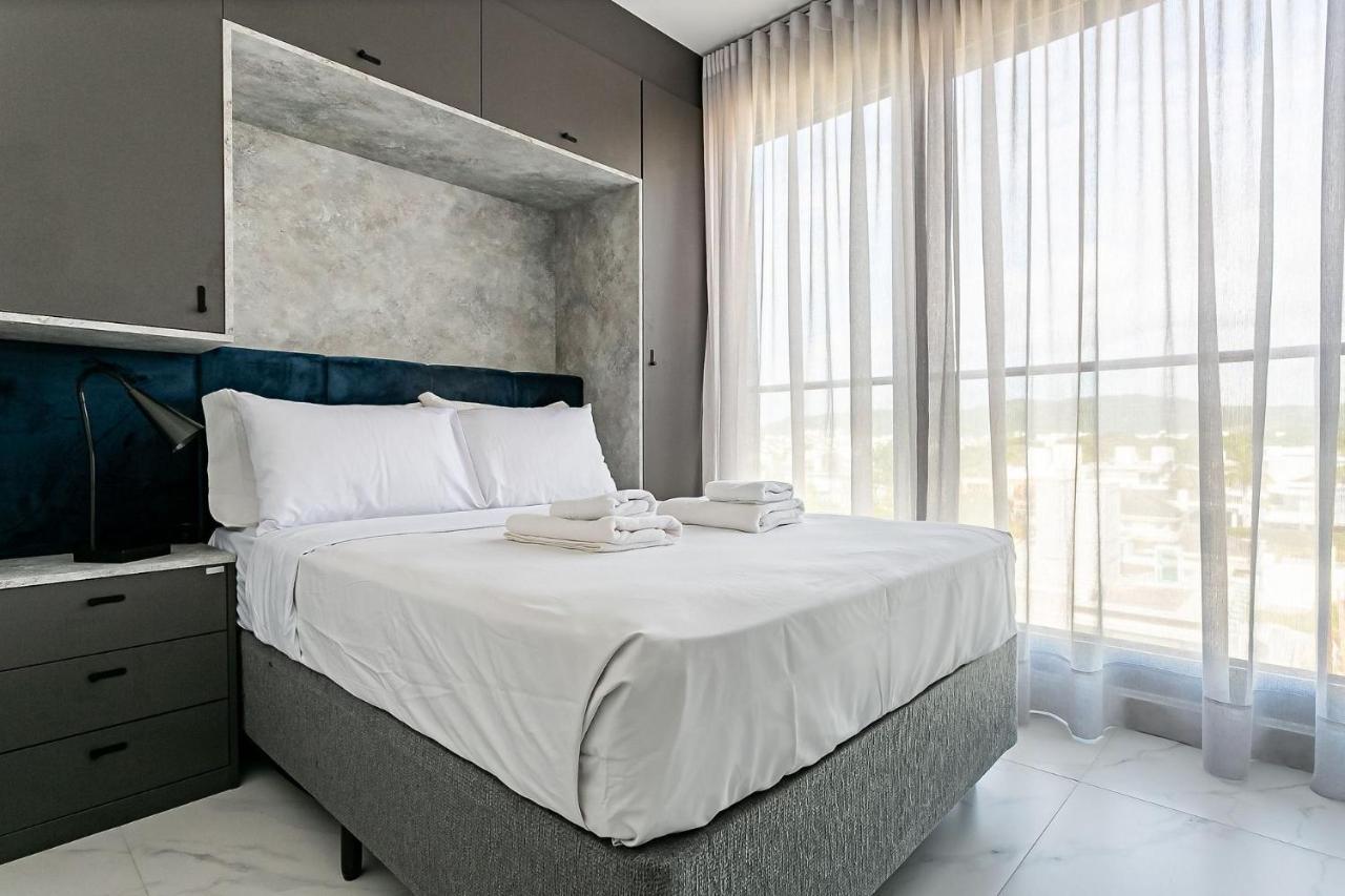 Wi-Fi 300Mb | Rooftop Com Piscina Em Jurere #Ja15 Флорианополис Экстерьер фото